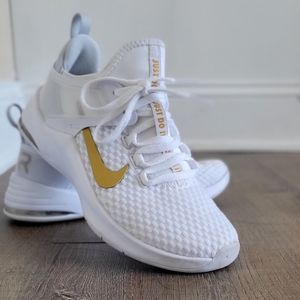 Nike Air Max Bella TR2